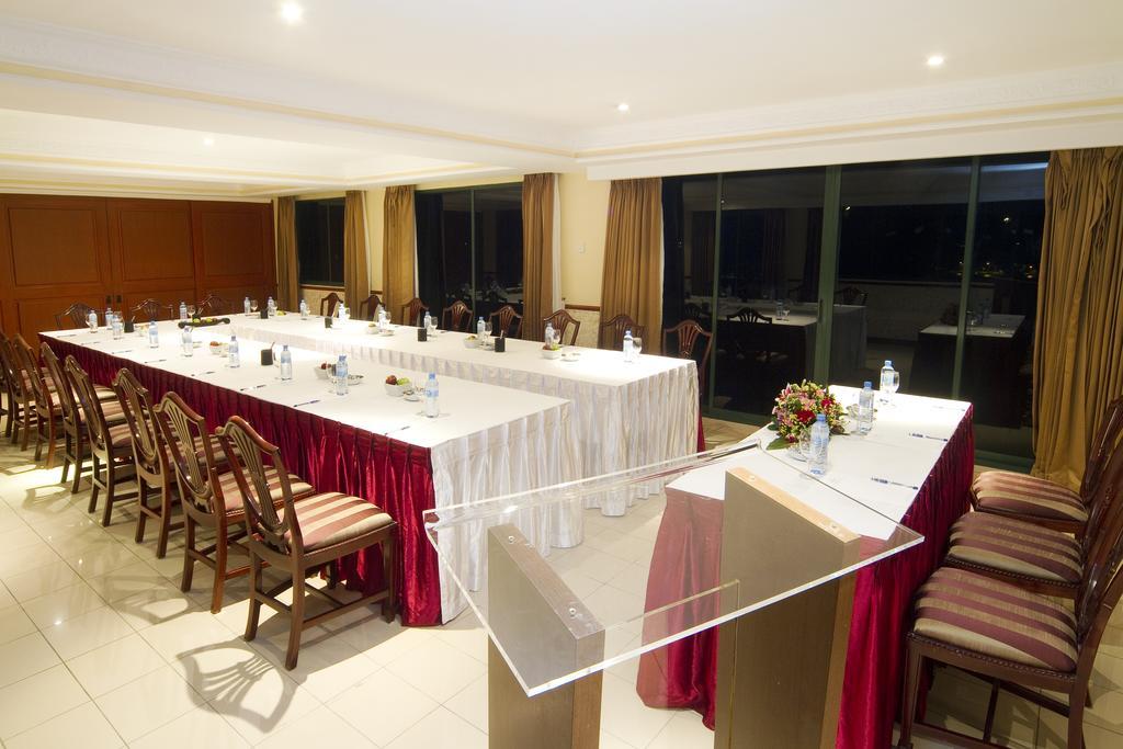 Mookai Hotel Мале Экстерьер фото